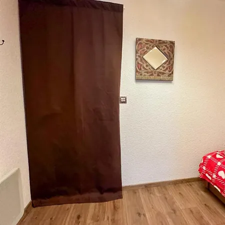 Sunny With Open View Full Comfort 아파트